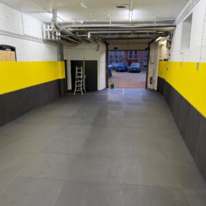 Tatami PREMIUM EVA Foam | Vechtsportmat 100x100x2,6cm | Zwart-Geel - Afbeelding 21